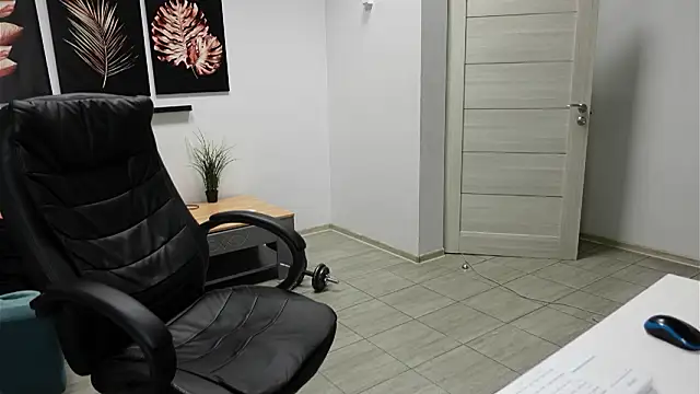 Charles Dreams online show from February 26, 12:09 am