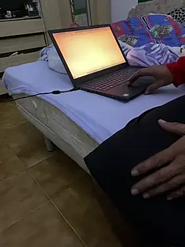 sweetblacky87 online show from February 27, 10:32 pm