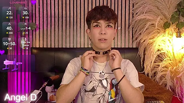 Angeldust19 online show from April 14, 3:34 am