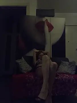 Snapshot of FIAMMAandEROS-SEXart chatting on December 17, 10:05 pm FIAMMAandEROS-SEXart online show from December 17, 10:05 pm