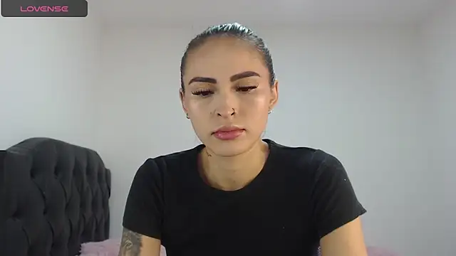 Linda  fiore online show from December 16, 10:48 pm