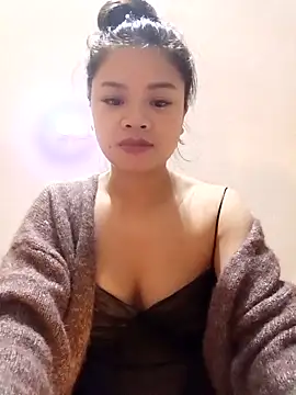 sara-xx online show from December 19, 8:05 pm