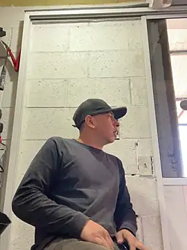 algila08 online show from March 10, 7:08 pm