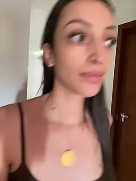 Snapshot of BelleRune chatting on December 20, 3:53 pm BelleRune online show from December 20, 3:53 pm