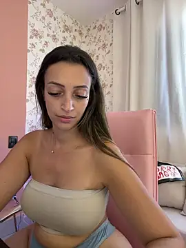 BelleRune online show from February 15, 3:42 pm