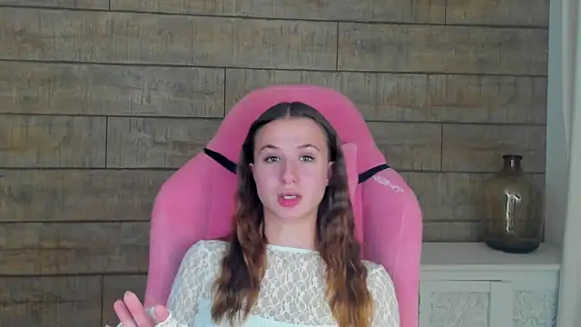 KristinaBellini online show from November 29, 5:16 pm