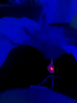 Hien93love online show from March 1, 9:28 pm