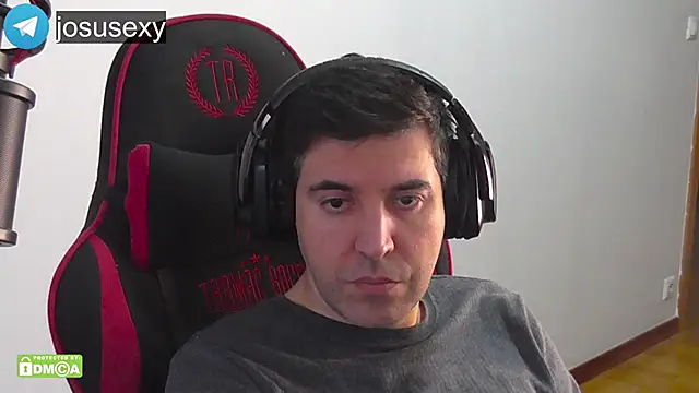 likihot online show from December 19, 8:43 am