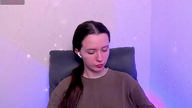 BellaVelure6767 online show from May 27, 2:41 am