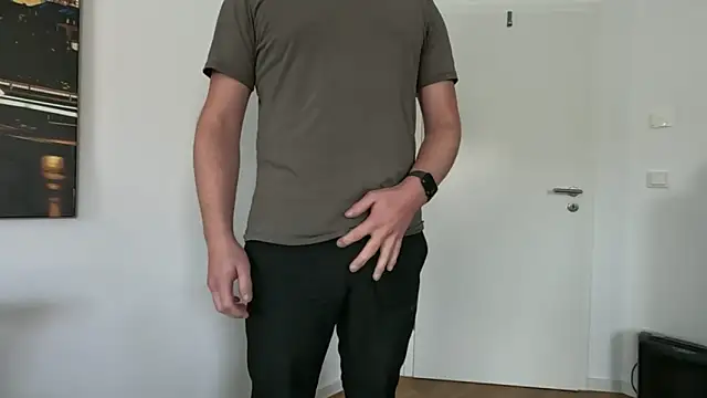 Snapshot of Cloudswitch chatting on February 18, 10:33 am Cloudswitch online show from February 18, 10:33 am