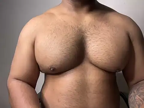 Snapshot of hot_rocco1 chatting on December 15, 5:28 pm hot rocco1 online show from December 15, 5:28 pm