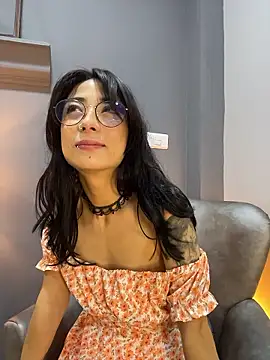 AmbarOishi   online show from January 10, 2:30 pm