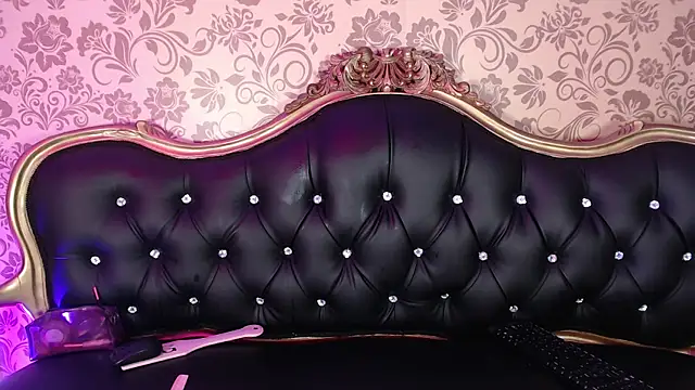 Snapshot of Samantha_Bale chatting on January 15, 11:59 am Samantha Bale online show from January 15, 11:59 am