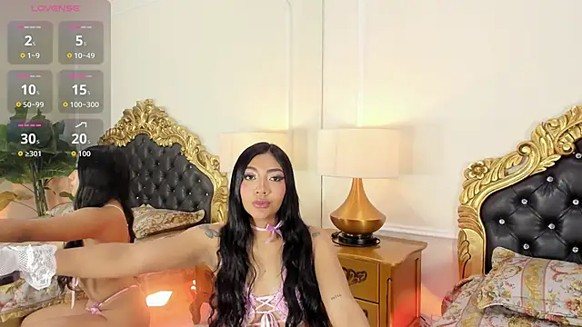 Snapshot of Samantha_Bale chatting on February 15, 5:15 am Samantha Bale online show from February 15, 5:15 am