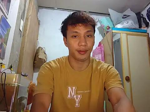 newgys online show from March 11, 9:43 pm