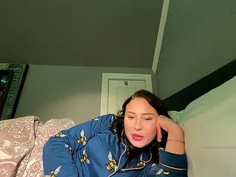 Snapshot of Lockig chatting on November 14, 9:35 pm Lockig online show from November 14, 9:35 pm