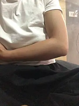 Trangbabylove online show from June 6, 3:44 am