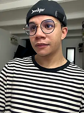 Snapshot of MarcoKostov chatting on November 16, 3:45 am MarcoKostov online show from November 16, 3:45 am