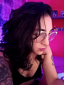 Melinerd online show from February 5, 5:28 pm