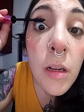 Melinerd online show from March 3, 6:14 pm