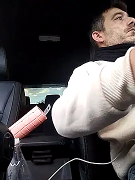 platone09 online show from November 20, 3:34 pm