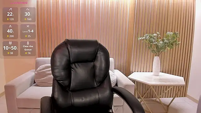 Snapshot of HaileyRoss_ chatting on June 27, 3:22 am HaileyRoss online show from June 27, 3:22 am