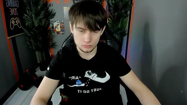 Snapshot of AlejandroEllias chatting on February 26, 8:19 pm AlejandroEllias online show from February 26, 8:19 pm