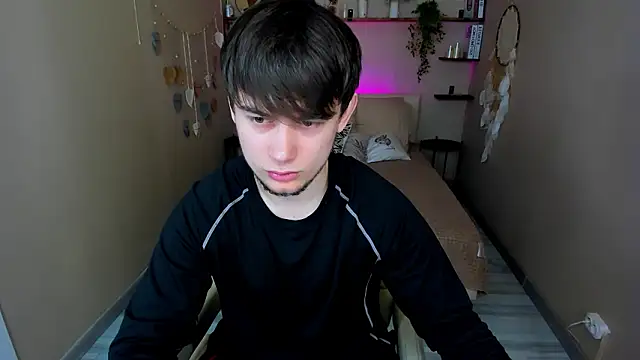 Snapshot of AlejandroEllias chatting on February 28, 10:49 am AlejandroEllias online show from February 28, 10:49 am