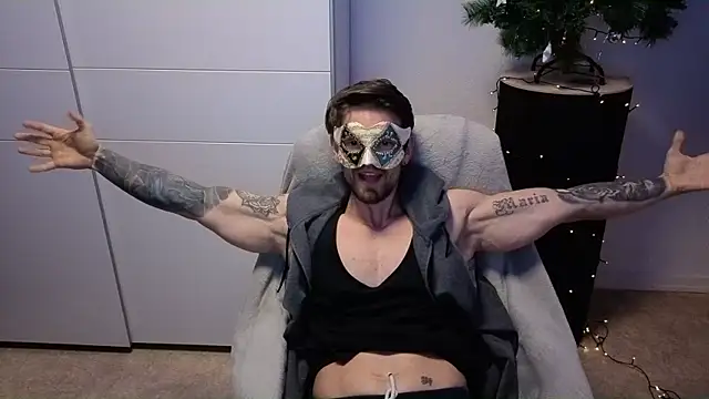 Snapshot of Mystery_Mark chatting on December 16, 7:08 pm Mystery Mark online show from December 16, 7:08 pm