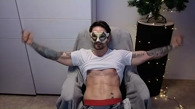 Snapshot of Mystery_Mark chatting on December 17, 7:42 pm Mystery Mark online show from December 17, 7:42 pm