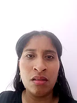 CarolinaNavas33 online show from March 25, 9:10 pm