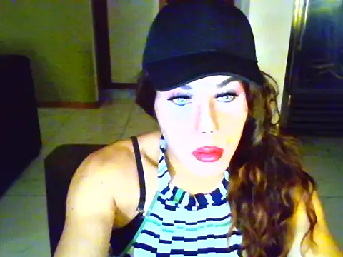 Snapshot of melany-michu chatting on February 22, 11:14 pm melany-michu online show from February 22, 11:14 pm