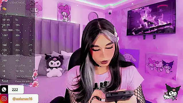 Snapshot of dearAlanaxxx chatting on December 19, 9:33 pm dearAlanaxxx online show from December 19, 9:33 pm