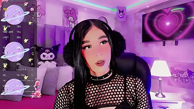 Snapshot of dearAlanaxxx chatting on January 13, 8:36 pm dearAlanaxxx online show from January 13, 8:36 pm