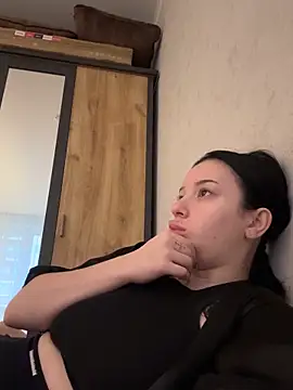 Snapshot of dawnbeforesunset chatting on November 16, 1:17 pm dawnbeforesunset online show from November 16, 1:17 pm