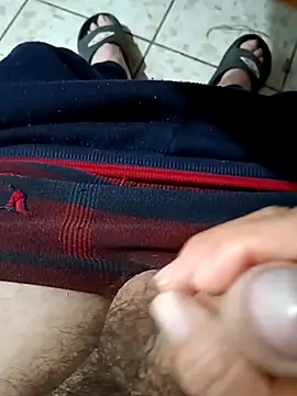 Snapshot of beto536 chatting on February 28, 5:30 am beto536 online show from February 28, 5:30 am