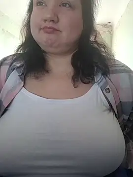 Snapshot of Army99Plus chatting on November 17, 10:32 am Army99Plus online show from November 17, 10:32 am