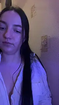 DianasLovex online show from December 5, 6:59 pm