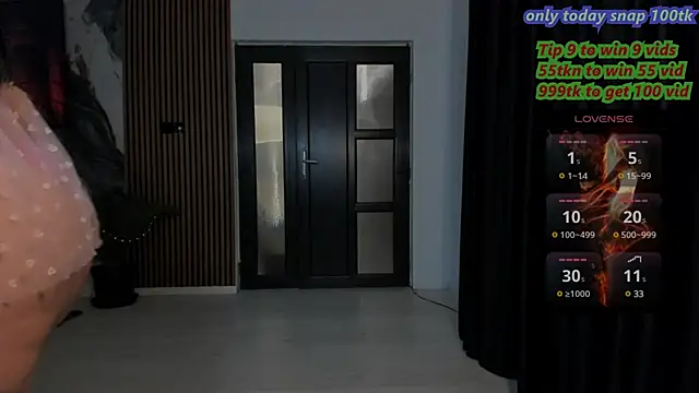 issabellaa04 online show from February 2, 7:46 pm