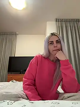Snapshot of feliciafelon chatting on April 25, 5:54 pm feliciafelon online show from April 25, 5:54 pm