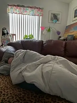 tsashelayamylynzy online show from March 22, 3:04 pm