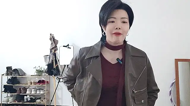 adele8731 online show from January 14, 4:18 am