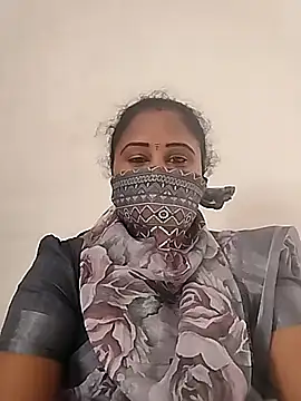 Snapshot of Tamil_devagi chatting on November 18, 8:19 am Tamil devagi online show from November 18, 8:19 am