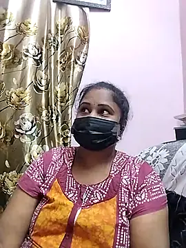 Snapshot of Tamil_devagi chatting on November 26, 4:41 pm Tamil devagi online show from November 26, 4:41 pm