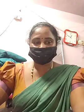 Snapshot of Tamil_devagi chatting on December 16, 7:19 pm Tamil devagi online show from December 16, 7:19 pm