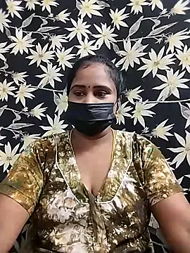 Snapshot of Tamil_devagi chatting on December 18, 4:29 am Tamil devagi online show from December 18, 4:29 am