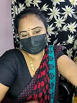 Snapshot of Tamil_devagi chatting on December 18, 4:46 pm Tamil devagi online show from December 18, 4:46 pm