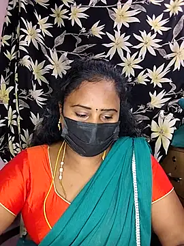 Snapshot of Tamil_devagi chatting on December 21, 5:53 pm Tamil devagi online show from December 21, 5:53 pm