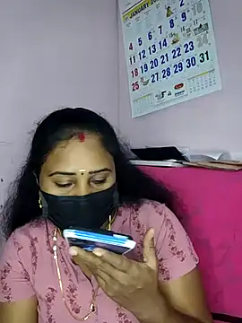 Snapshot of Tamil_devagi chatting on January 6, 11:47 am Tamil devagi online show from January 6, 11:47 am