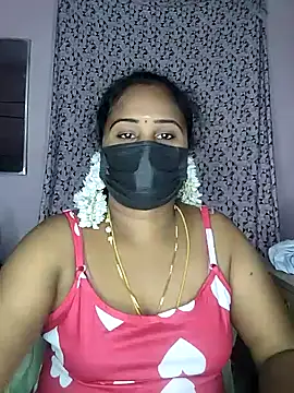 Snapshot of Tamil_devagi chatting on February 3, 6:35 pm Tamil devagi online show from February 3, 6:35 pm